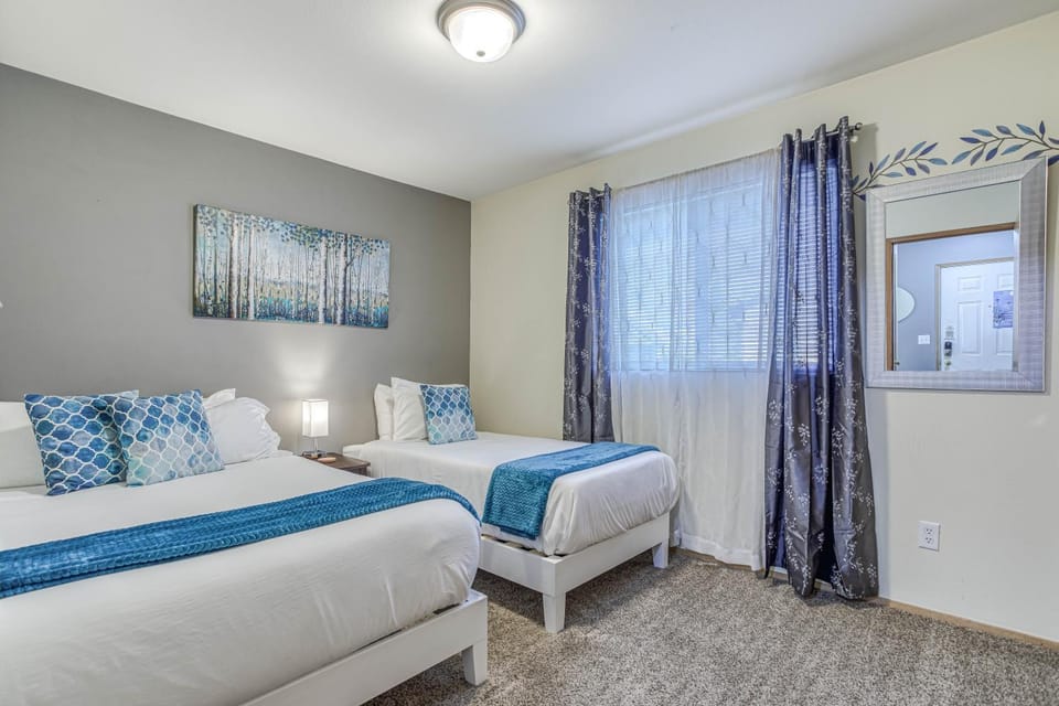 Bed, Bedroom
