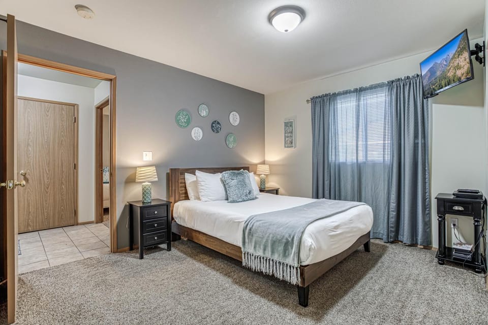 Bed, Bedroom