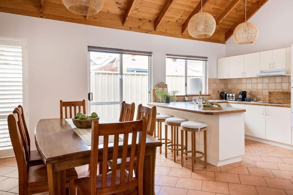 Peppy Tree Bungalow Villa in Dunsborough