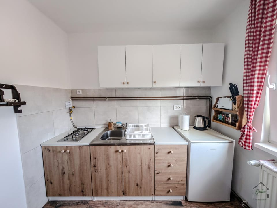Kitchen or kitchenette, stove