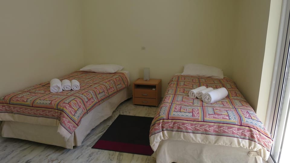 Modern apartment near Acropolis peaceful location. Apartment in Athens