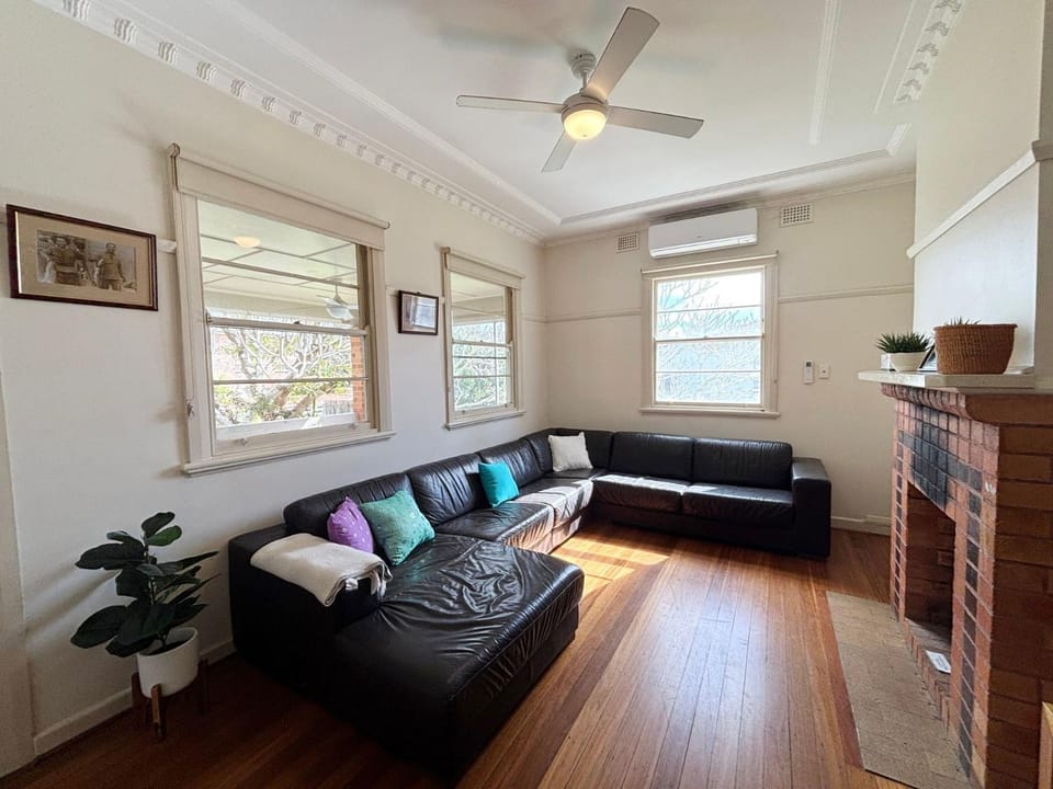 Yia Yias Place - Bring your own linen. House in South West Rocks