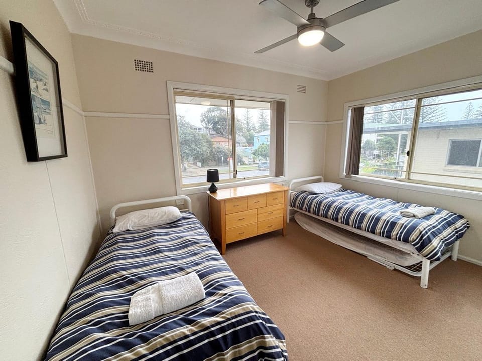 Clarkes Flat 3 Apartment in South West Rocks