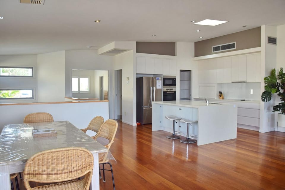 Cool and Calm - Bring your own linen House in South West Rocks