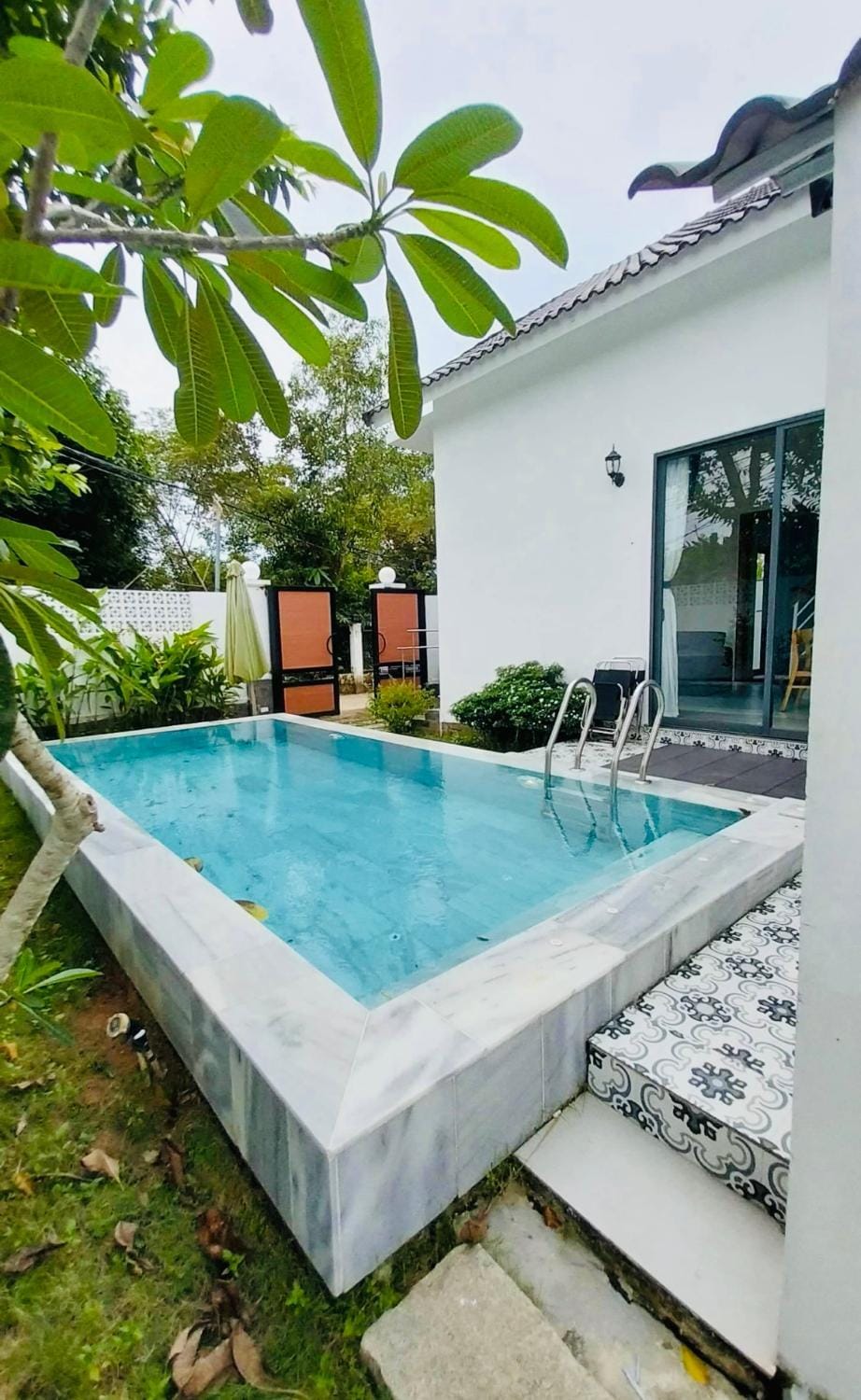 Pool view, Swimming pool
