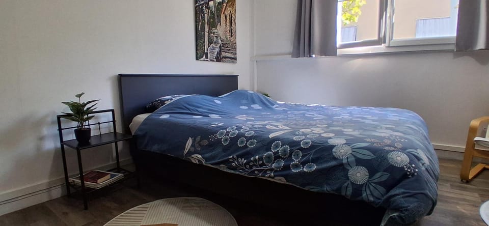 Appartement dans résidence calme et parking privé Apartment in La Ciotat