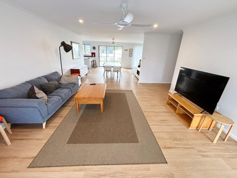 Barefoot Bungalow - Bring your own linen House in Hat Head
