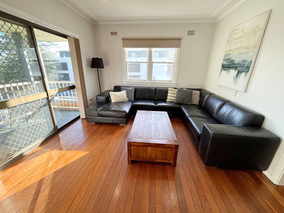 Beach House 24 Gregory Street - Bring your own linen House in South West Rocks