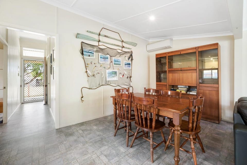 PJ's Cottage - Bring your own linen. House in South West Rocks