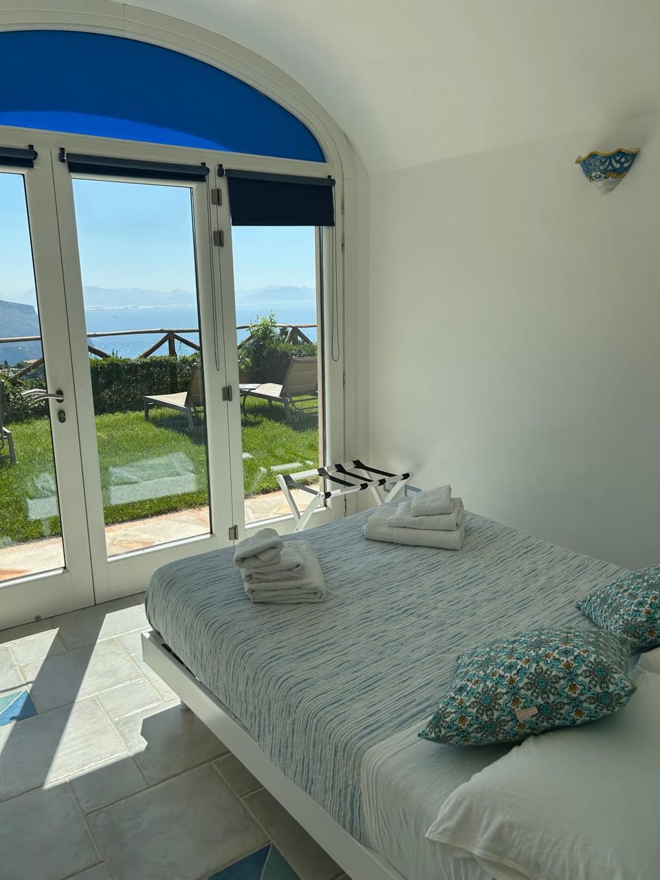 The little tower of Minuta Apartment in Campania