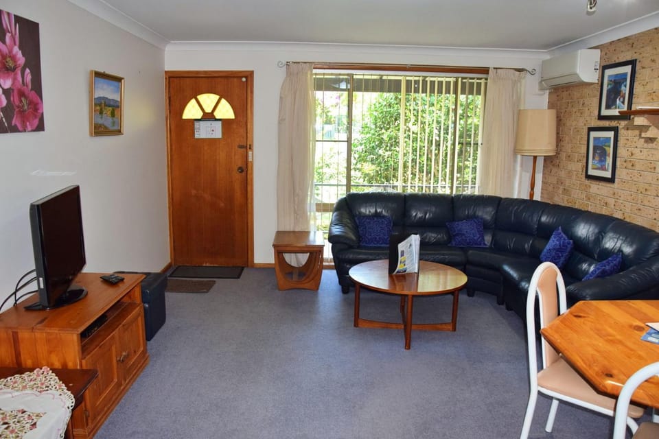 Sunny Nook - Bring your own linen. House in South West Rocks