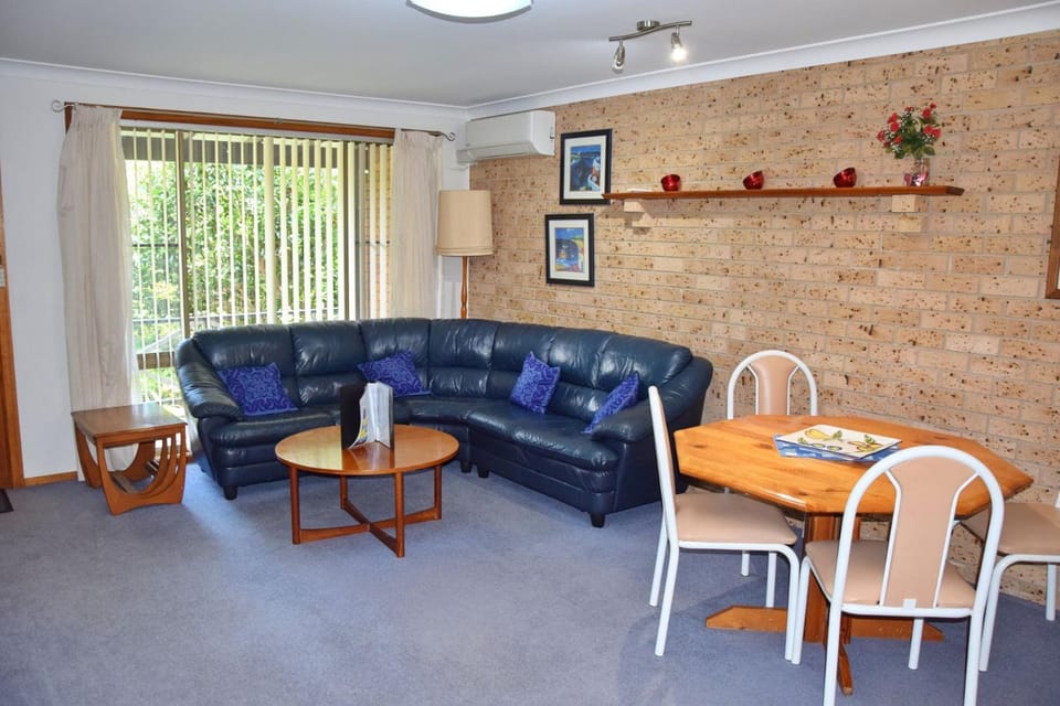 Sunny Nook - Bring your own linen. House in South West Rocks