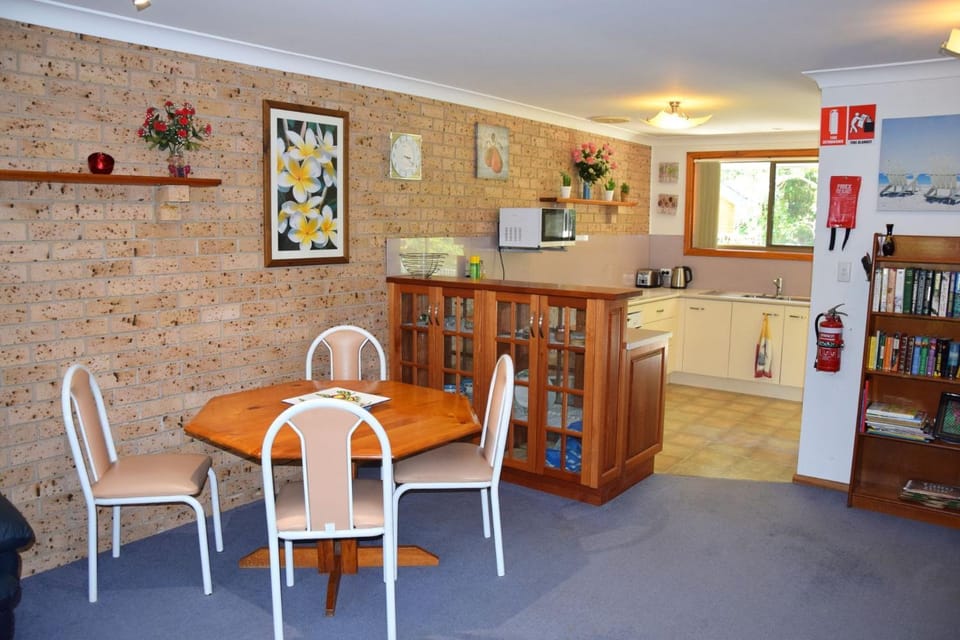 Sunny Nook - Bring your own linen. House in South West Rocks