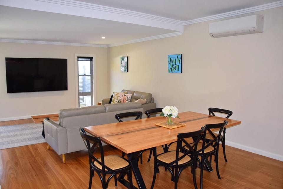 Nimbus 14A McIntyre Street Apartment in South West Rocks