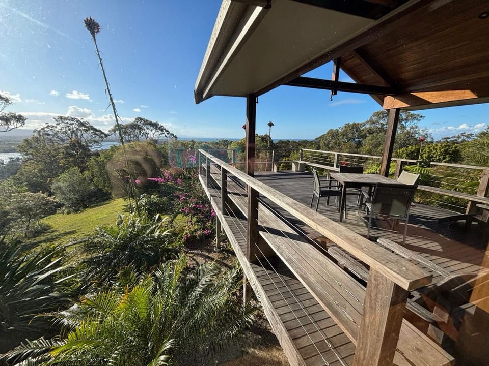Tallowood - Bring your own linen. House in South West Rocks