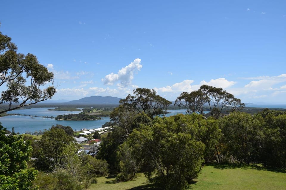 Tallowood - Bring your own linen. House in South West Rocks