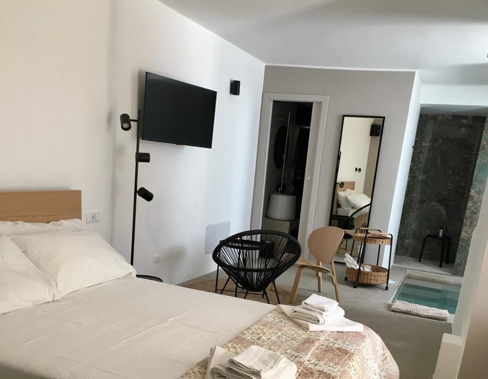 Communal lounge/ TV room, Photo of the whole room