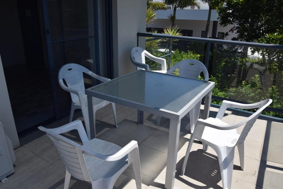 Scape Apartment 5 - Bring your own linen. Apartment in South West Rocks