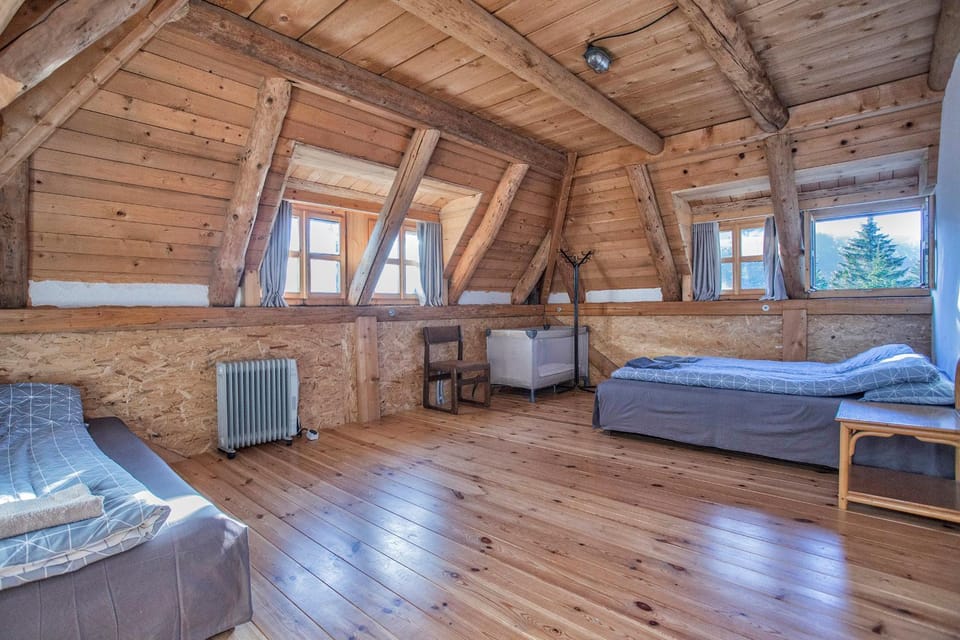 Nadgora SkyHouse Apartment in Montenegro