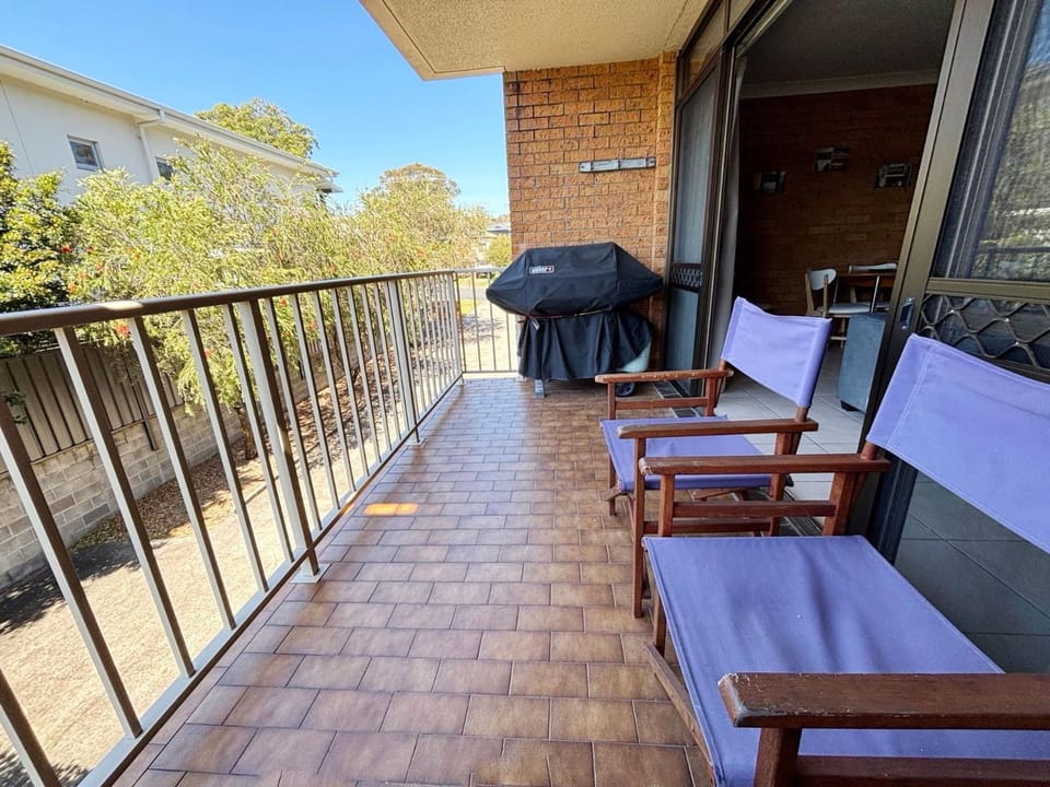 Seacrest 5 - Bring your own linen. Apartment in South West Rocks