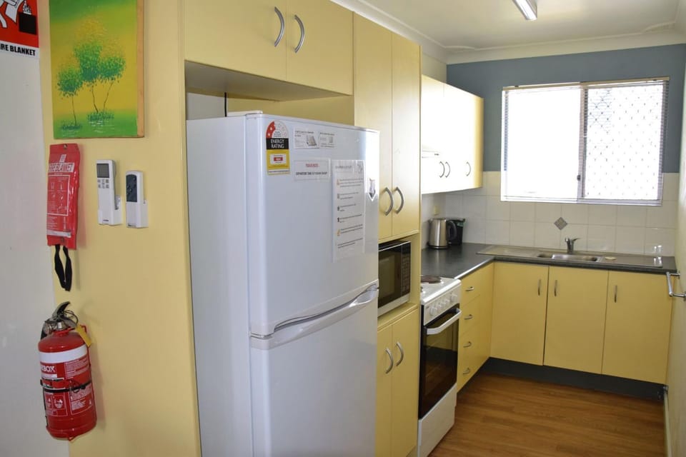 Traveller's Palms 7 - Bring your own linen. Apartment in South West Rocks