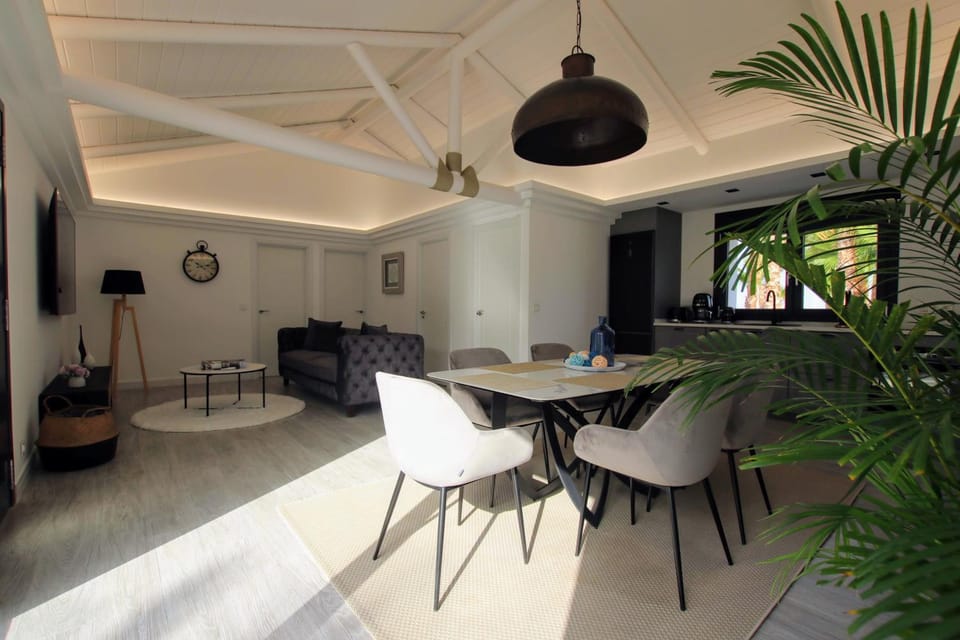 TESS Villa Le Clos Fleury House in Valle del Guadalhorce