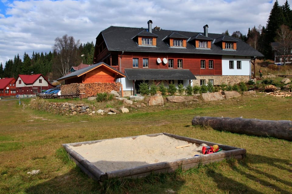 Facade/entrance, Off site, Activities