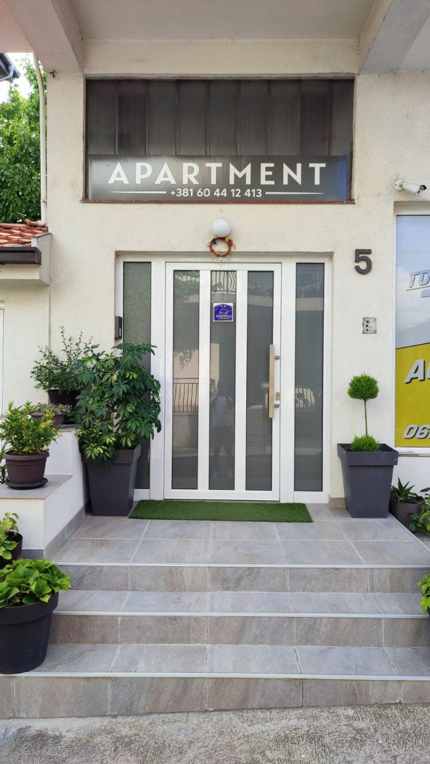 MILA city center-free parking Apartment in Serbia