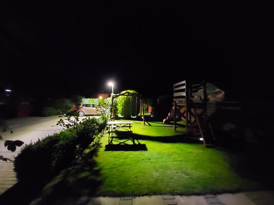 domek Drewniany na wiejskiej Campground/ 
RV Resort in Pomeranian Voivodeship