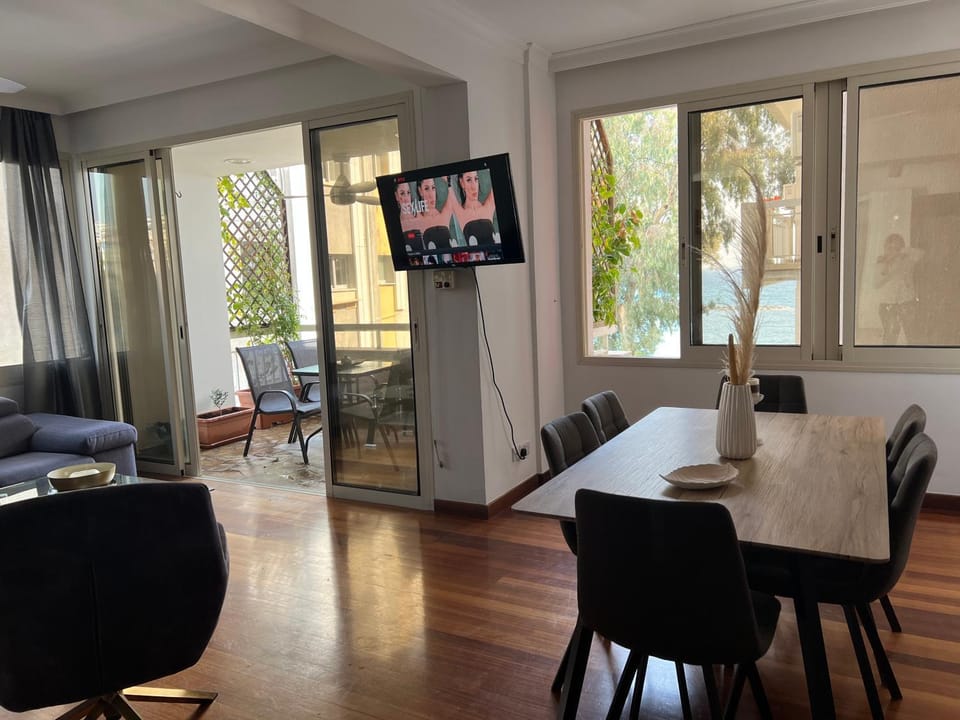 SEA VIEW AMATHUS LUXURY APT Apartment in Limassol District