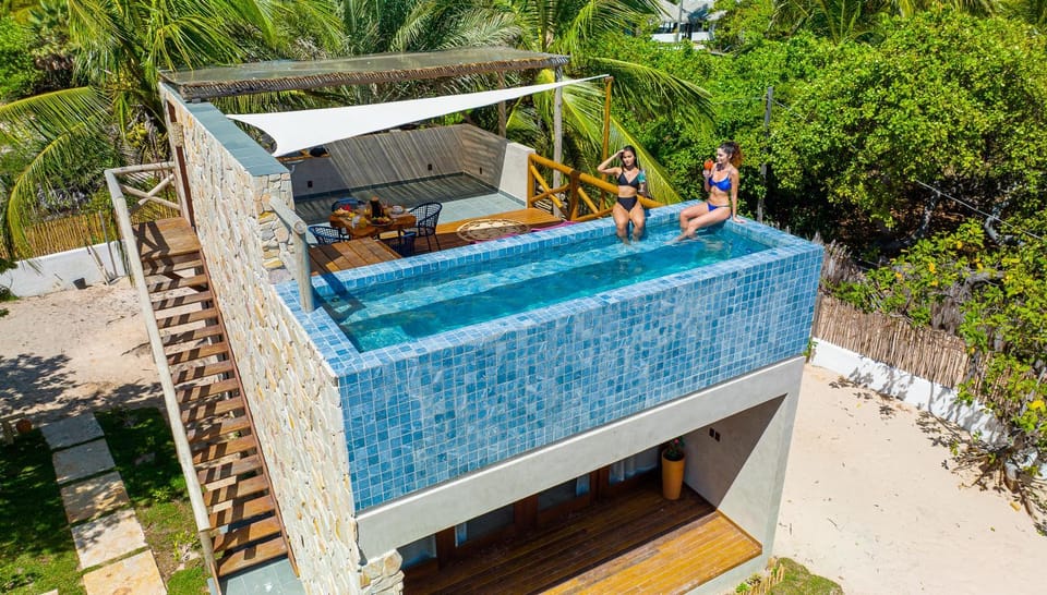 Bird's eye view, Swimming pool