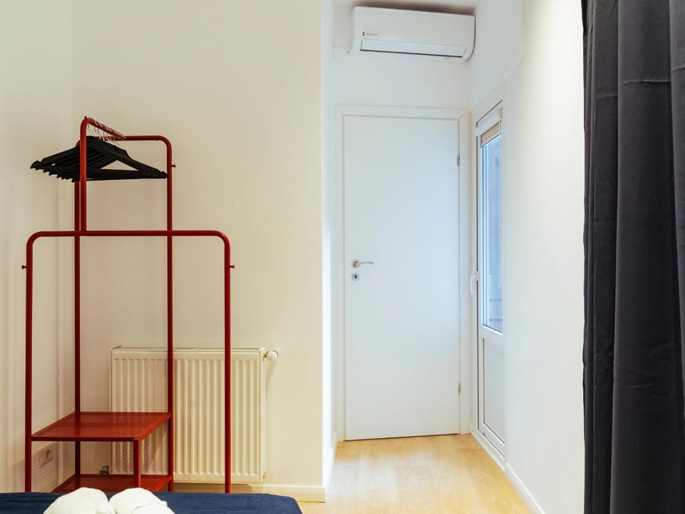 Bright 3BR Flat - Top Location - Green view balcony Apartment in Bucharest