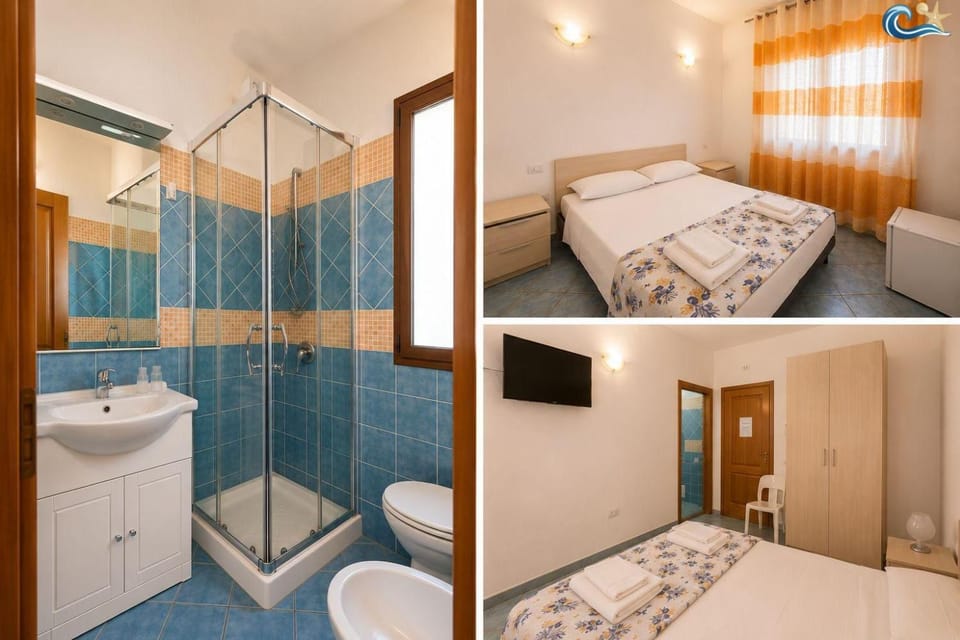 Shower, Toilet, Bed, Bathroom, Photo of the whole room, Bedroom, towels