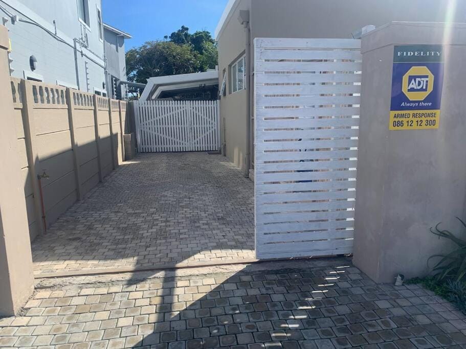 The Tableview Garden Room Apartment in Cape Town