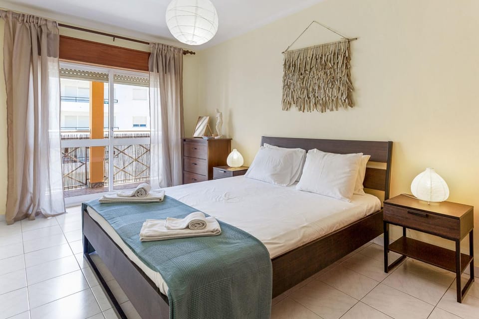 1BR Infante Flat in Quarteira by LovelyStay Apartment in Quarteira