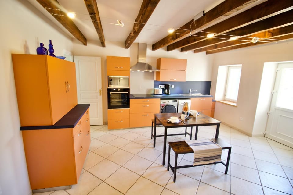 Kitchen or kitchenette, Seating area, Dining area, dishwasher, oven, stove