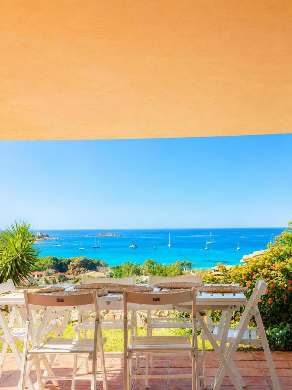 Patio, Dining area, Sea view