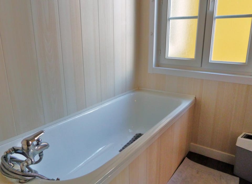 Vaste appartement, lumineux, 8 couchages Apartment in Nouvelle-Aquitaine
