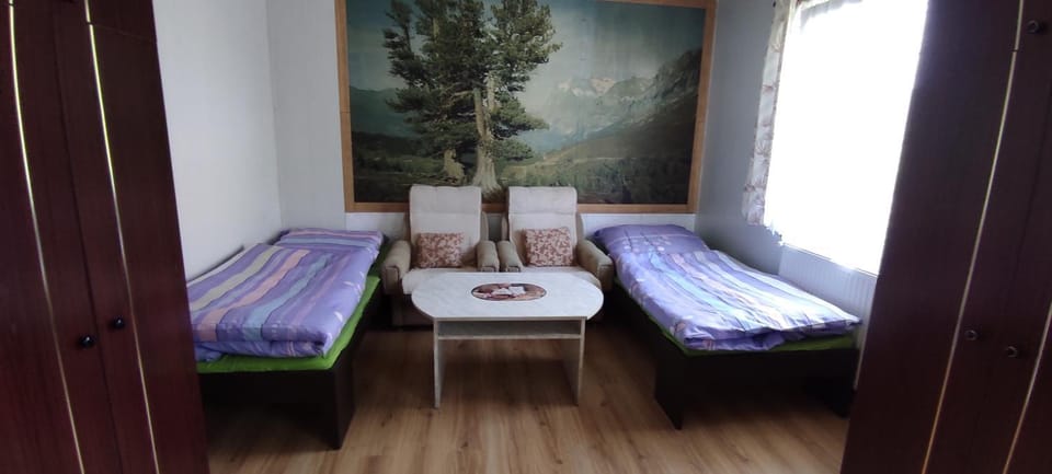 Ubytování Ostrov u Macochy Vacation rental in South Moravian Region