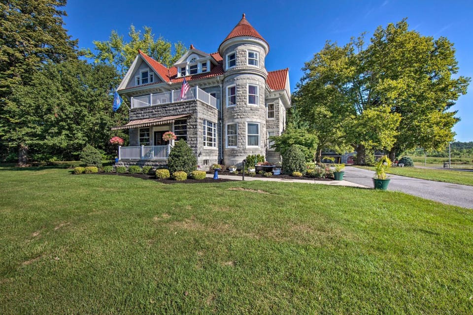 8 Mi to Hersheypark: 'Millard Mansion' in Annville House in Pennsylvania