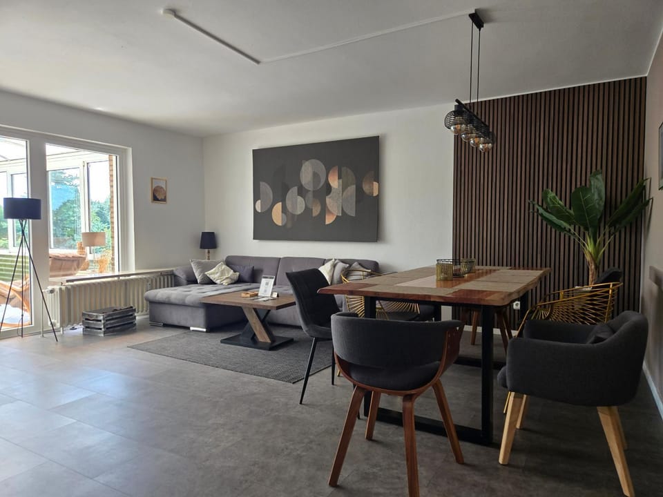 Living room, Seating area, Dining area