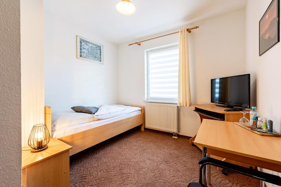 Pension & Gaststätte Zur Salzgrube Bed and Breakfast in Thuringia, Germany