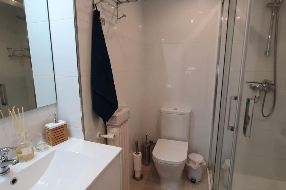 Moderno Apartamento en el Centro. El Carmen WIFI Apartment in Gijón