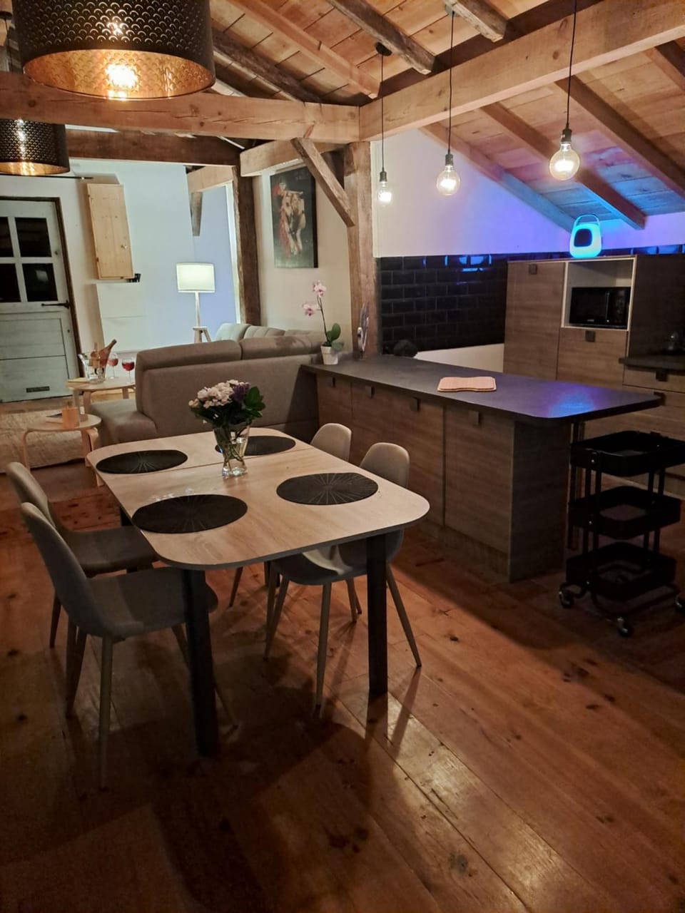 Maisonnette vue sur forêt House in Nouvelle-Aquitaine