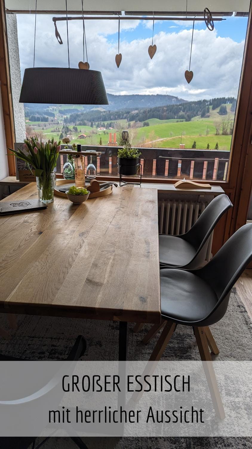 Natural landscape, View (from property/room), Dining area