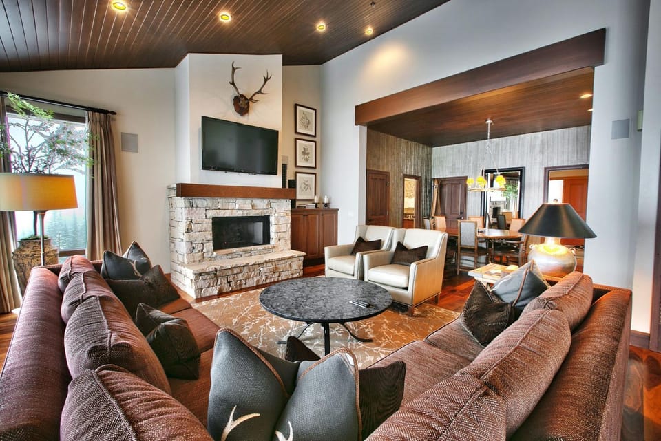 Premium Luxury Two Bedroom Suite with Mountain Views Apartment in Deer Valley