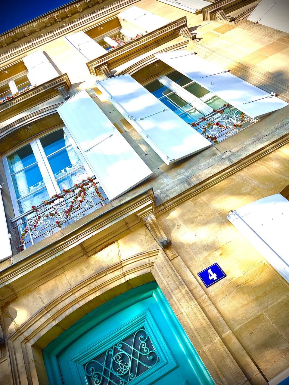 Property building, Facade/entrance