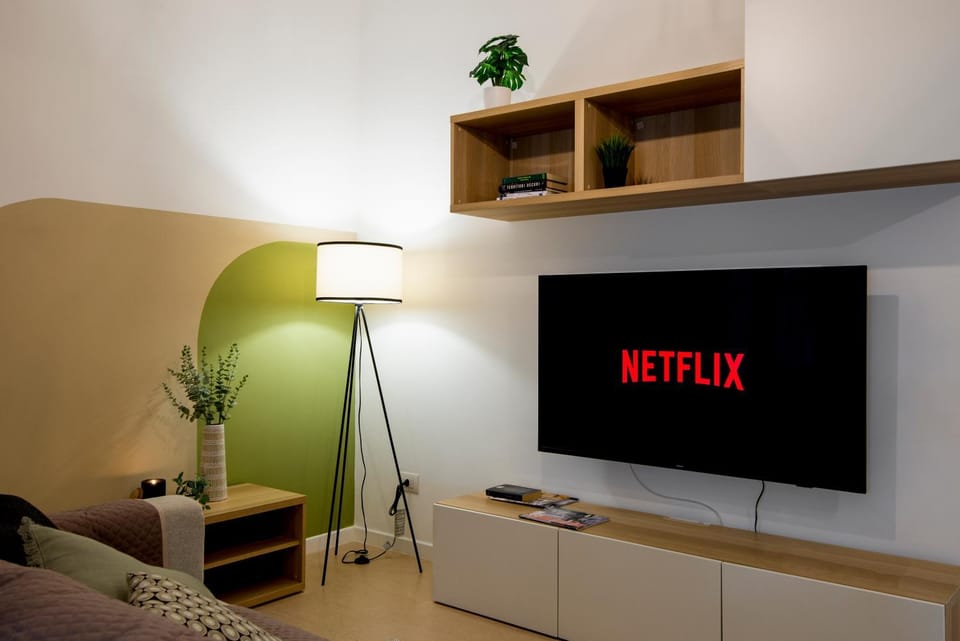 Communal lounge/ TV room, TV and multimedia, Evening entertainment