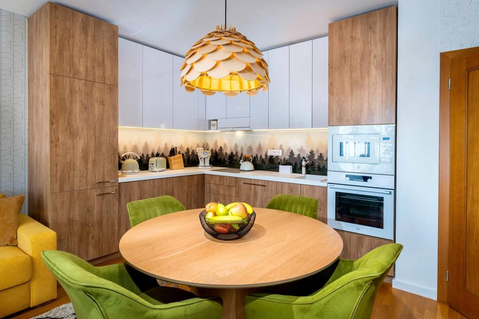Kitchen or kitchenette, Food and drinks, Dining area, Food, oven, stove, toaster