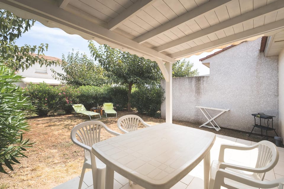 Maison à Cervione Prunete jardin piscine accès direct plage House in Corsica